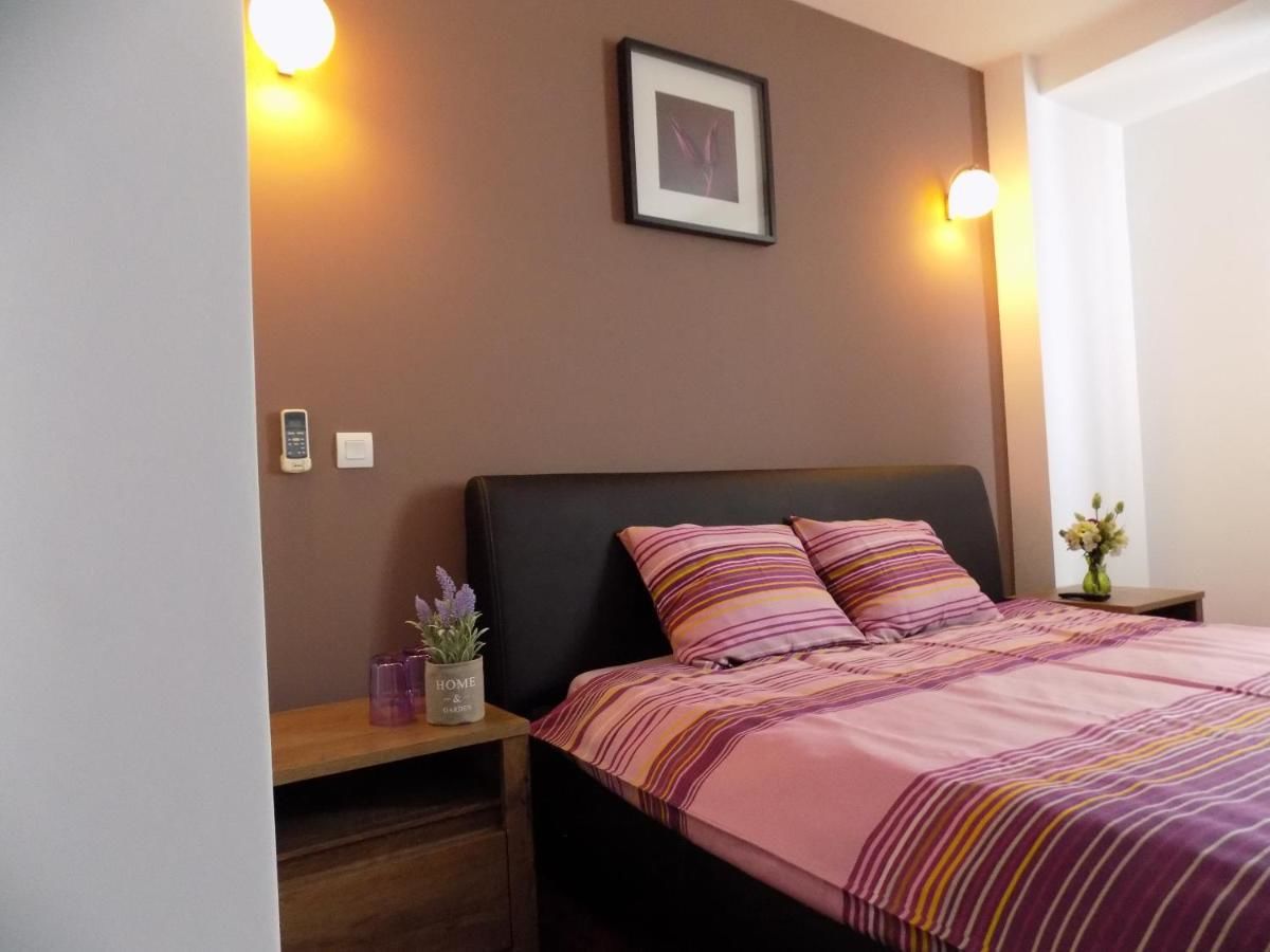 Проживание в семье Colosseum Residence Бухарест