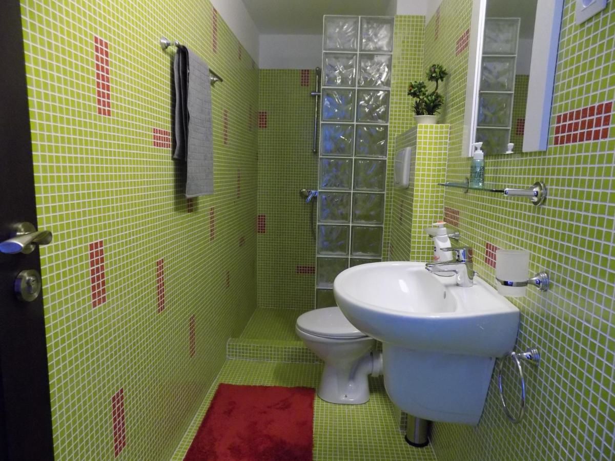 Проживание в семье Colosseum Residence Бухарест
