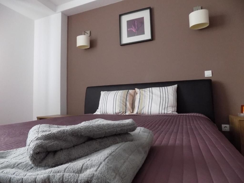 Проживание в семье Colosseum Residence Бухарест