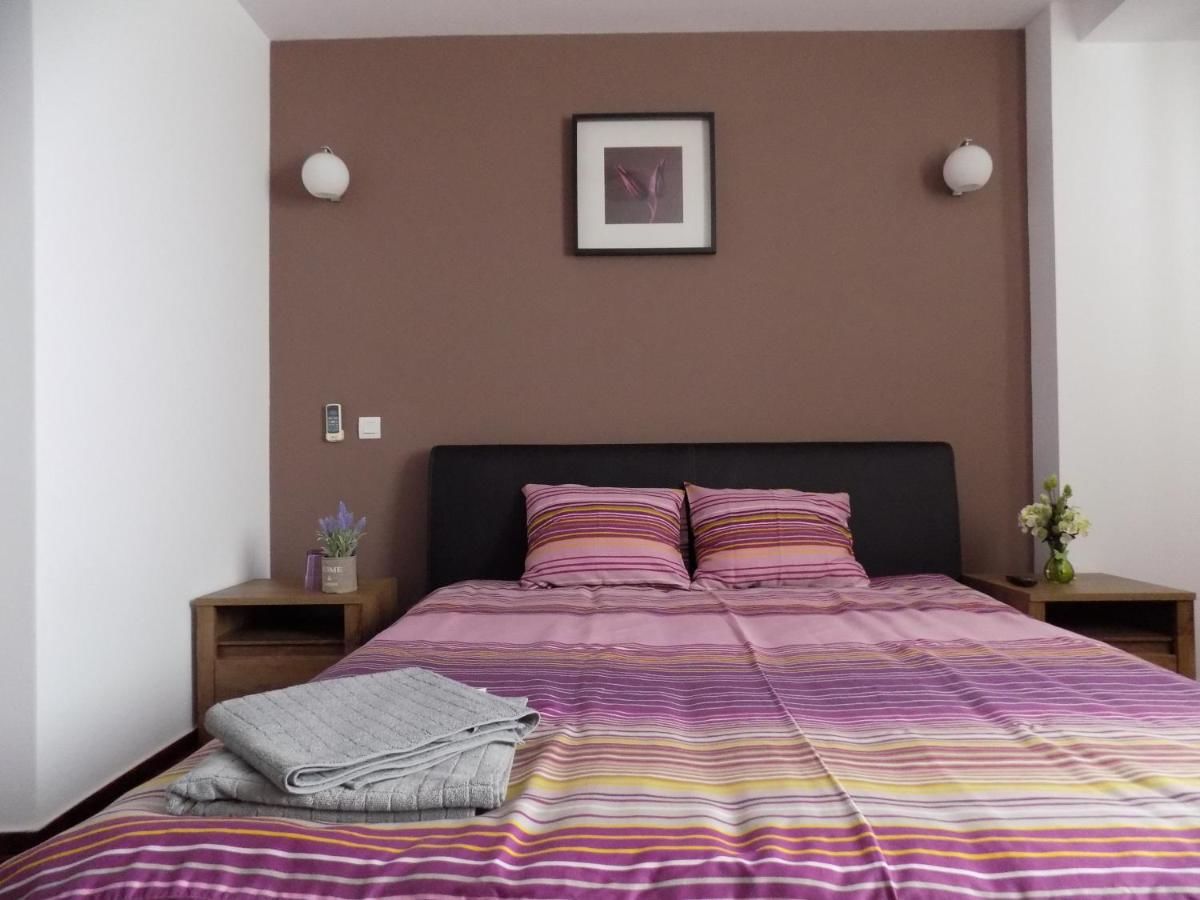 Проживание в семье Colosseum Residence Бухарест
